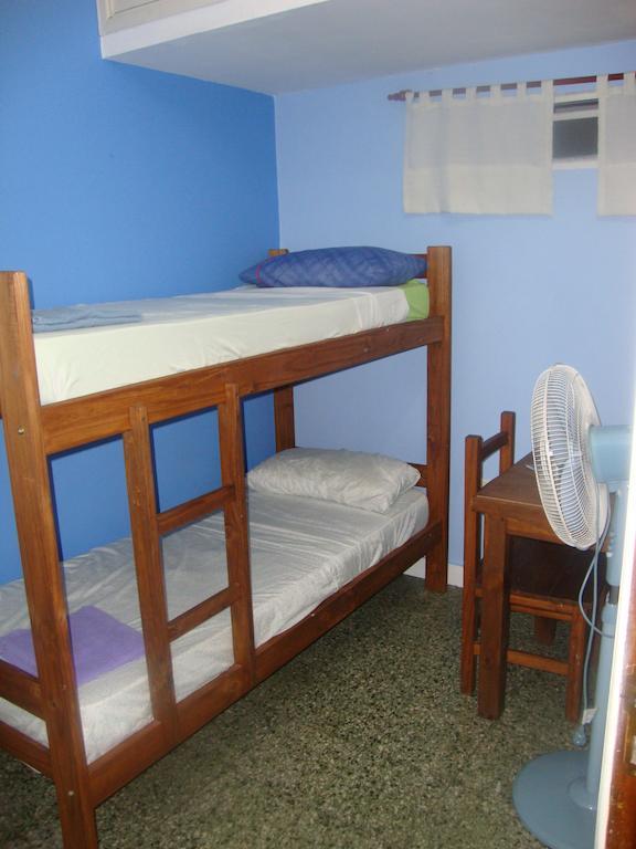 El Intercultural Hostel Ла-Плата Номер фото