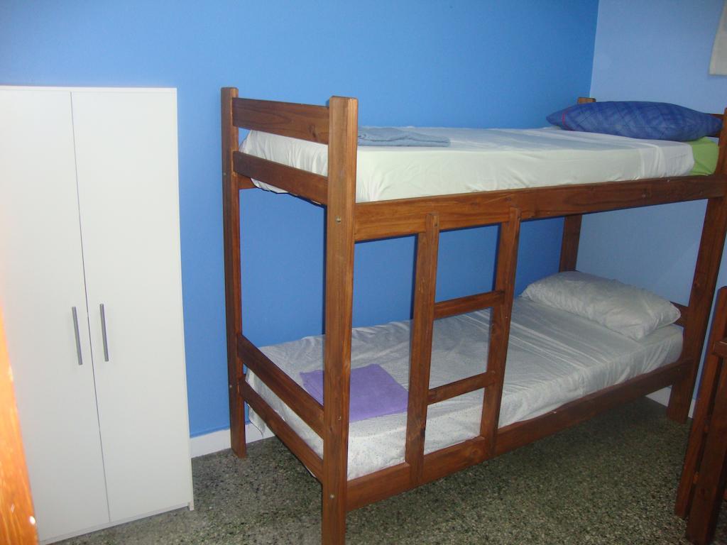 El Intercultural Hostel Ла-Плата Номер фото