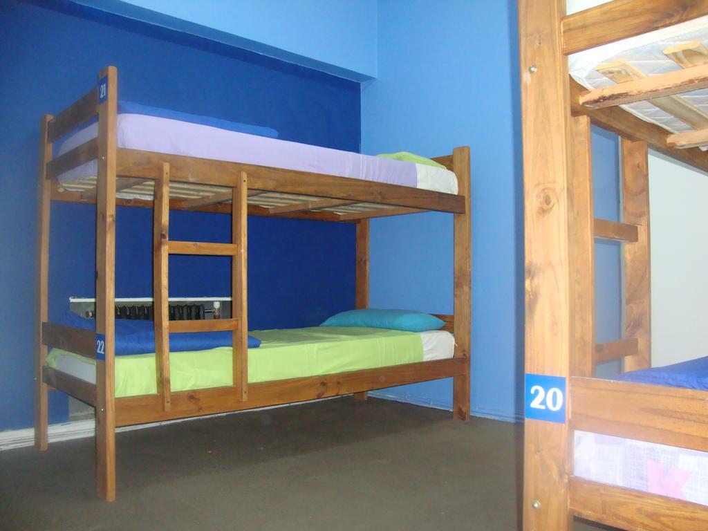 El Intercultural Hostel Ла-Плата Номер фото
