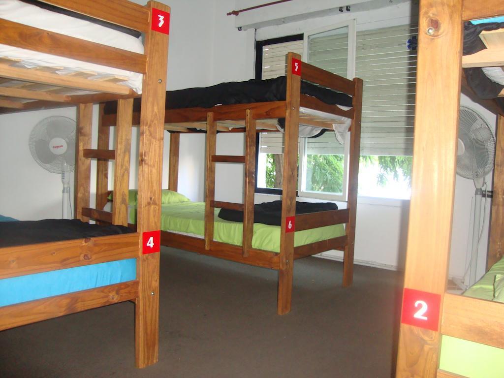 El Intercultural Hostel Ла-Плата Номер фото